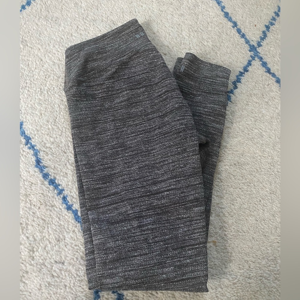 NOBULL mid rise tight | M